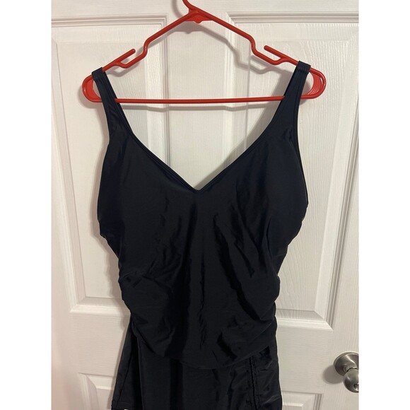 B2prity One Piece Swimdress Black Size 2XL(16W) New With Tag - Picture 7 of 10